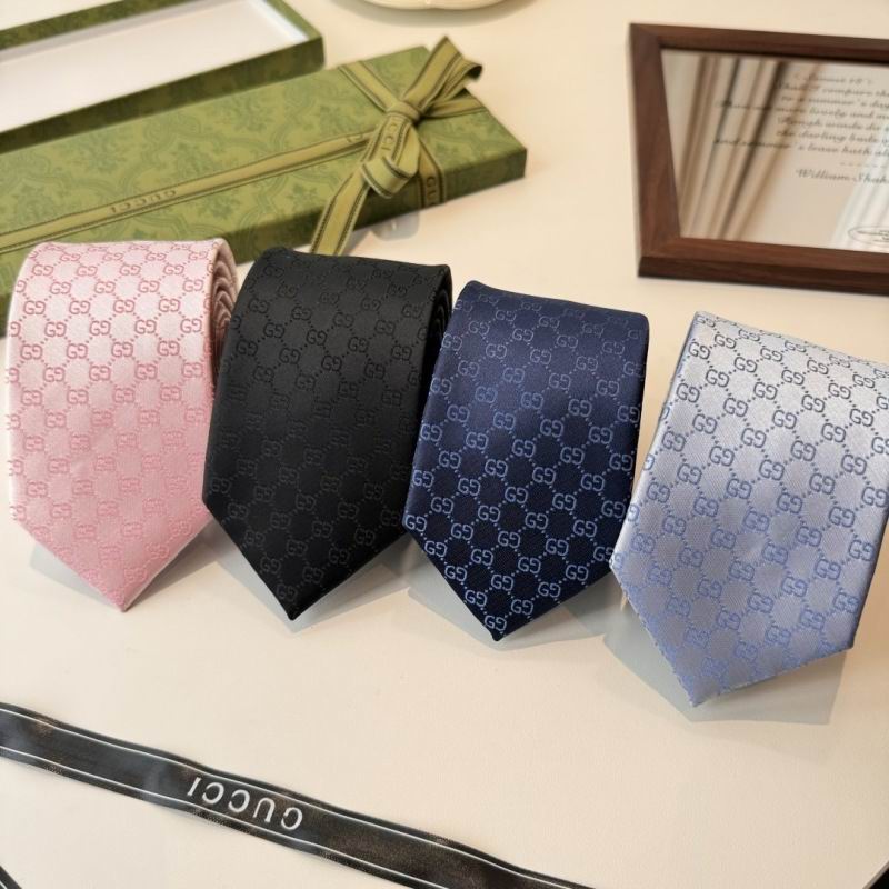 Gucci Tie hm43